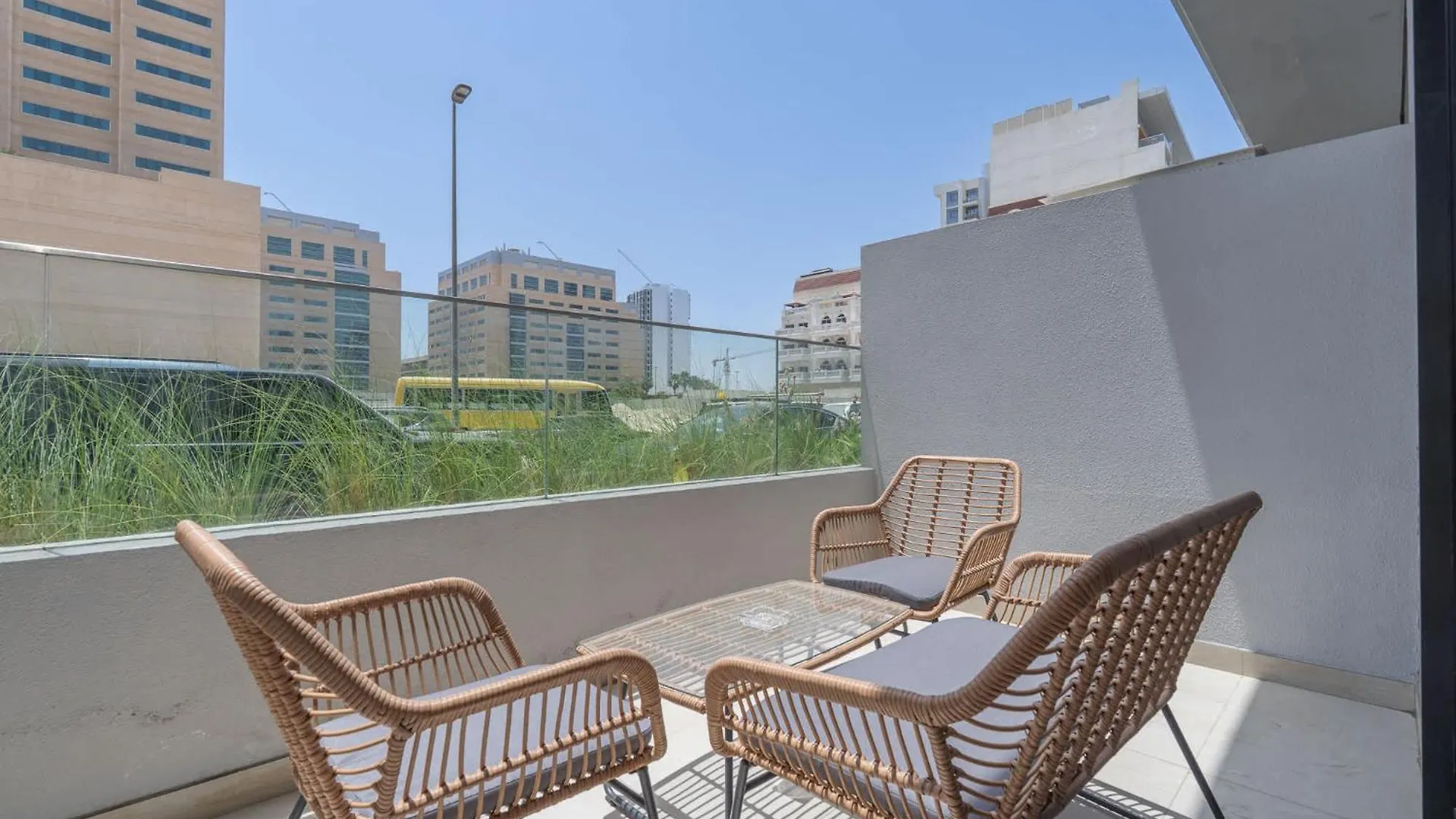 Chic Loft Studio In Jvc Sleeps 2 With Rooftop Pool Dubai